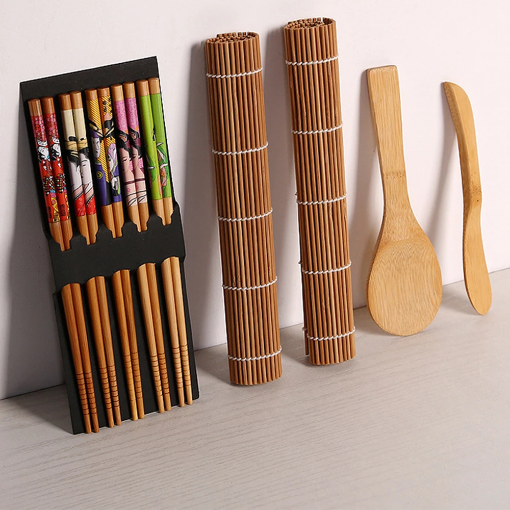 cheap 5pcs set Bamboo sushi maker set Including 2Pcs rolling mat rice spreader paddle 5Pairs chopsticks Cooking Tools 2019 New Arrival