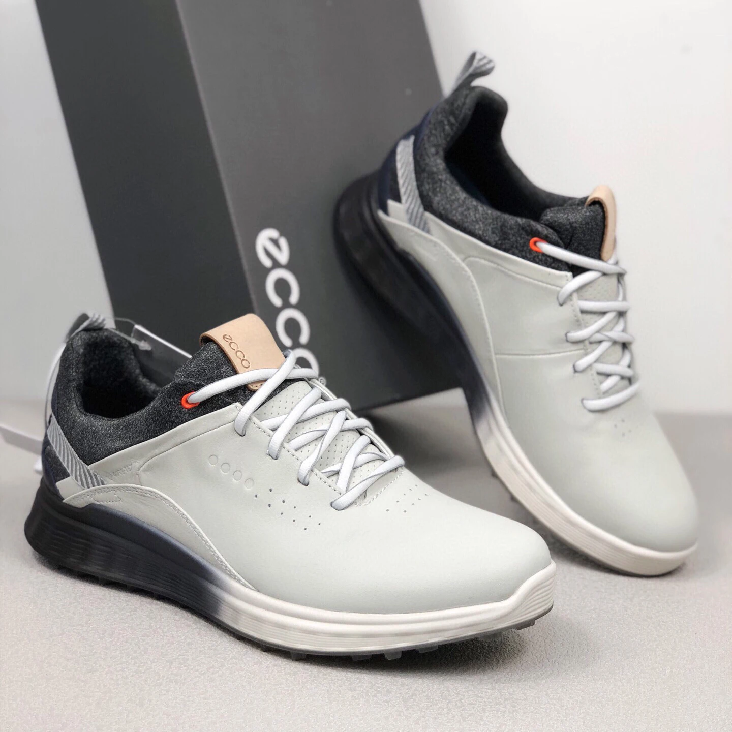 Nuevo de los hombres de la marca zapatos de Golf de cuero profesional deporte de Golf zapatillas de deporte en blanco y negro para hombre clásico entrenadores de Golf 2020