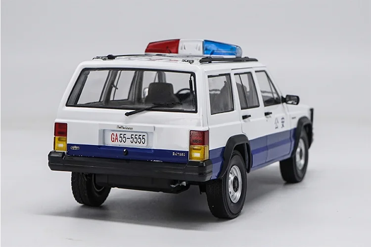 Оригинальные, фабричные, по цене производителя, 1:18 Beijing Jeep 2500 Jeep Cherokee металлическая классическая игрушка модели, платья для дня рождения, подарок на год, коллекция