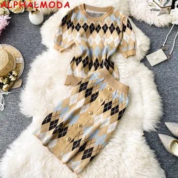 

ALPHALMODA 2020 Popular Retro Knit Skirt Set Short-Sleeved Geometric Pattern Sweater High Waist Single-Breasted Skirt 2pcs Set