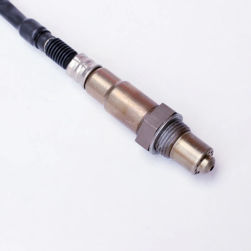 Oxygen Sensor For Hyun-dai K-ia OEM 39210-04010 3921004010 39210-02950 3921002950 39210 02950 39210-2B220 392102b220 39210-03030 2
