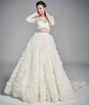 

New Luxury Women Winter Dress 2020 Sexy Long Sleeve Lace Ruffles Maxi Long White Designer Fashion Evening Party Dress Vestido