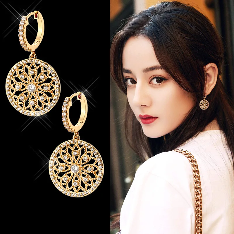 

S925 Silver Needle Drilled Disc Earrings Temperament Korean Edition Fashion Hollow Earrings Simple Mesh Red Earrings