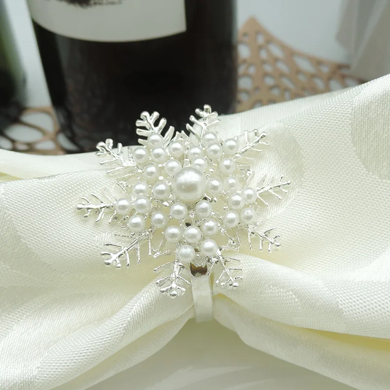 

10pcs/lot Christmas hollow snowflake napkin ring metal napkin ring hotel holiday napkin buckle tableware decorations