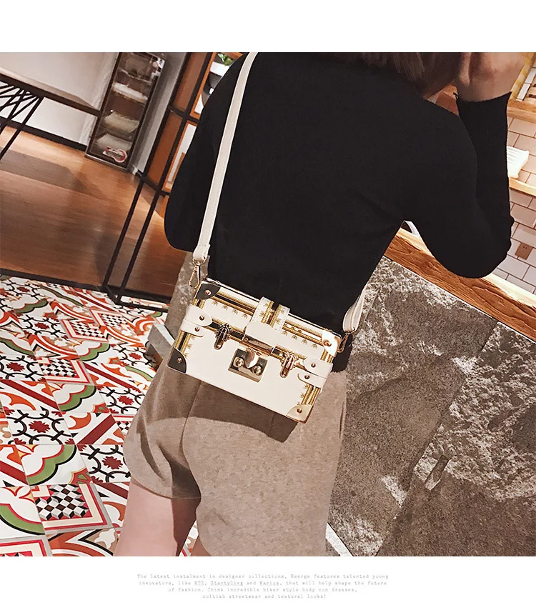 Женская модная сумка с заклепками хит цвета Женская Ретро сумка набор сумок через плечо Европейская мода мини PU маленькая квадратная сумка