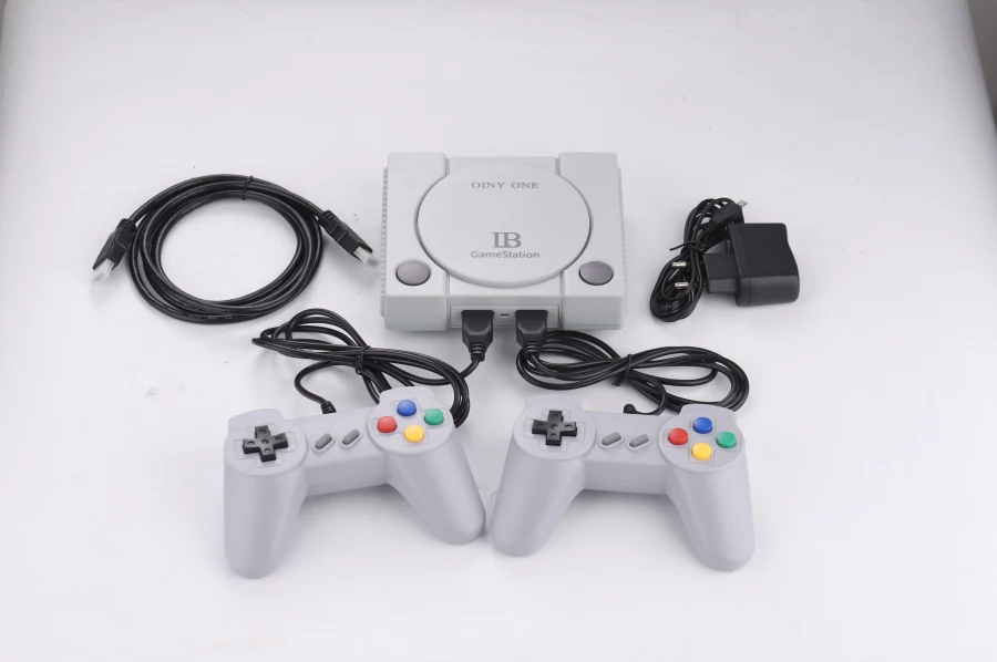 Nouveau RS-70 Super Mini HD Console de jeu Portable rétro classique 8 bits et 16 bits joueurs de jeux vidéo intégrés 648 jeux
