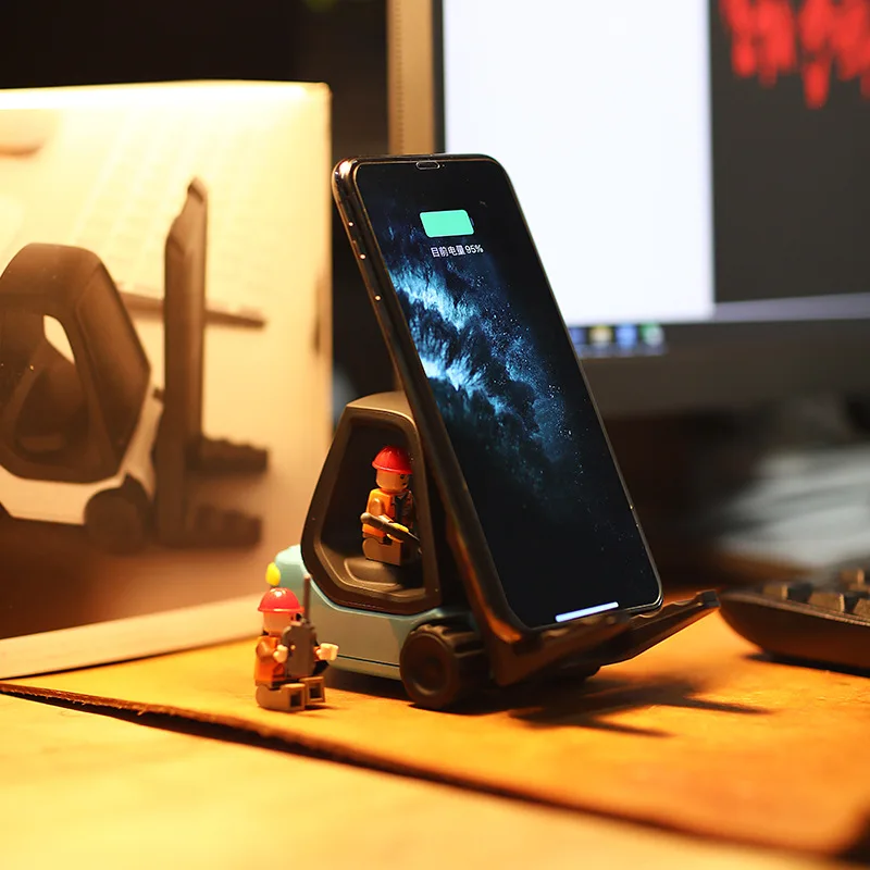 Forklift Desktop Car Mobile Phone Holder Creative Fast Charge Universal Base IPhone Wireless Charger Xiaomi for Redmi Note 11 phone wireless charger