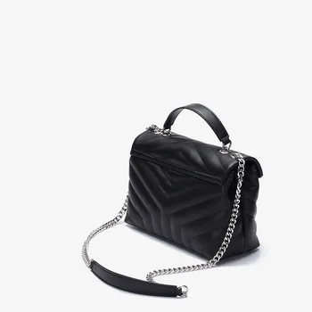 

Women's Luxury Fashion Designer Leather Qulited Elegant Shoulder Bag Shoulder Strap with Chain Flap Handbag Daily Office 2 Size