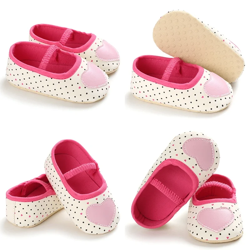 baby shoes girls Heart Print Anti-Slip Casual Sneakers oddler Soft Soled Princess Walking Shoes baby shoes in First Walkers 0-18