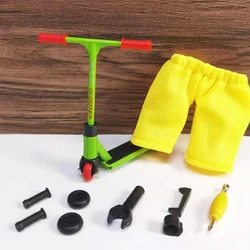 Trottinette à Doigts en Alliage avec Mini Outils pour Enfant de 3 ans et +, Accessoires de Planche à Roulettes, Mini Jouet, 2021 