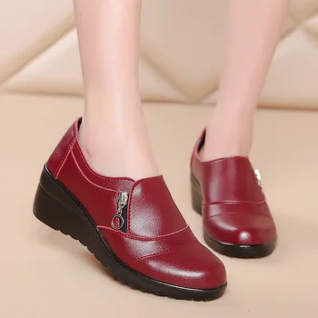 

2019 Autumn Ma'am Leather Shoes Soft Bottom Quinquagenarian Mom Shoe Will Code Single Po Shoes With Women's Shoes