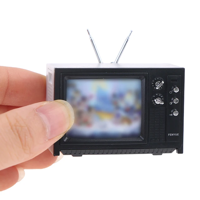 Retro Mini Portable TV Television Watch TV Dollhouse Scene ob11 Model Miniature TV Model Toys 2