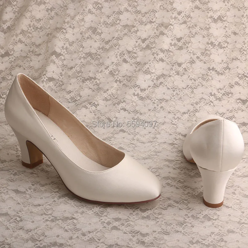 Customized 23 Colors Round heel White Color Satin Womens heels for weddings Block Heel