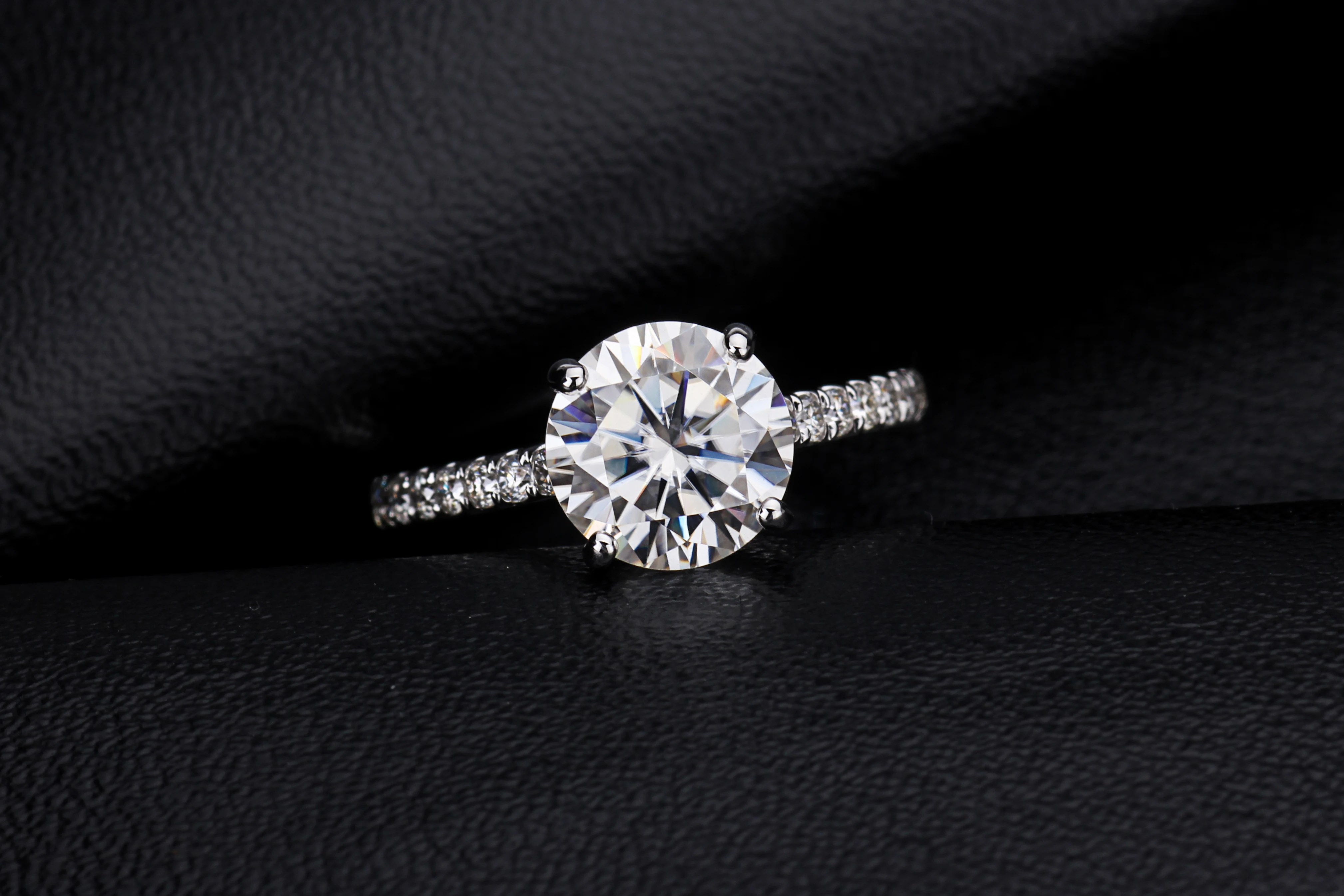 Starsgem Forever One For Lover 18K золотое круглое бриллиантовое кольцо 1.5ct обручальное кольцо для женщин