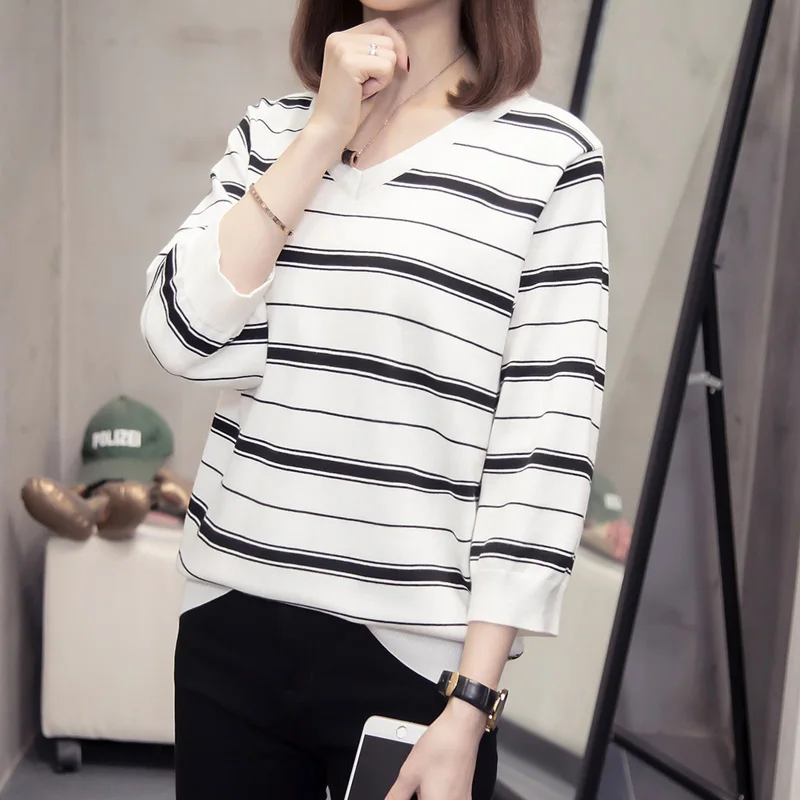 

2020 Women T Shirts Womens V Neck Henley Shirts Long Sleeve Solid Button Down Basic Ladies Tees Casual Slim Women Tops T-Shirts