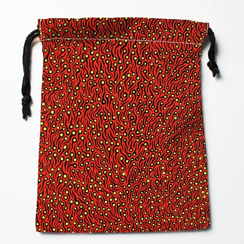 20 На заказ Yayoi Kusama Art Drawstring сумки пыленепроницаемые модные сумки для хранения с принтом для мальчиков и девочек Подарочная сумка на день рождения размер 18X22 см - Цвет: 20