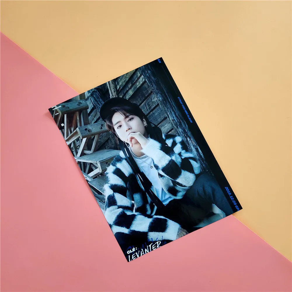 2 шт./компл. 21*30 см Kpop бродячий детский плакат альбом левантер фото самоклеящийся HD Альбом Плакат Наклейка Банг Чан Феликс Hyunjin