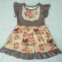 Осеннее платье с принтом тыквы; модные детские платья; фотографии