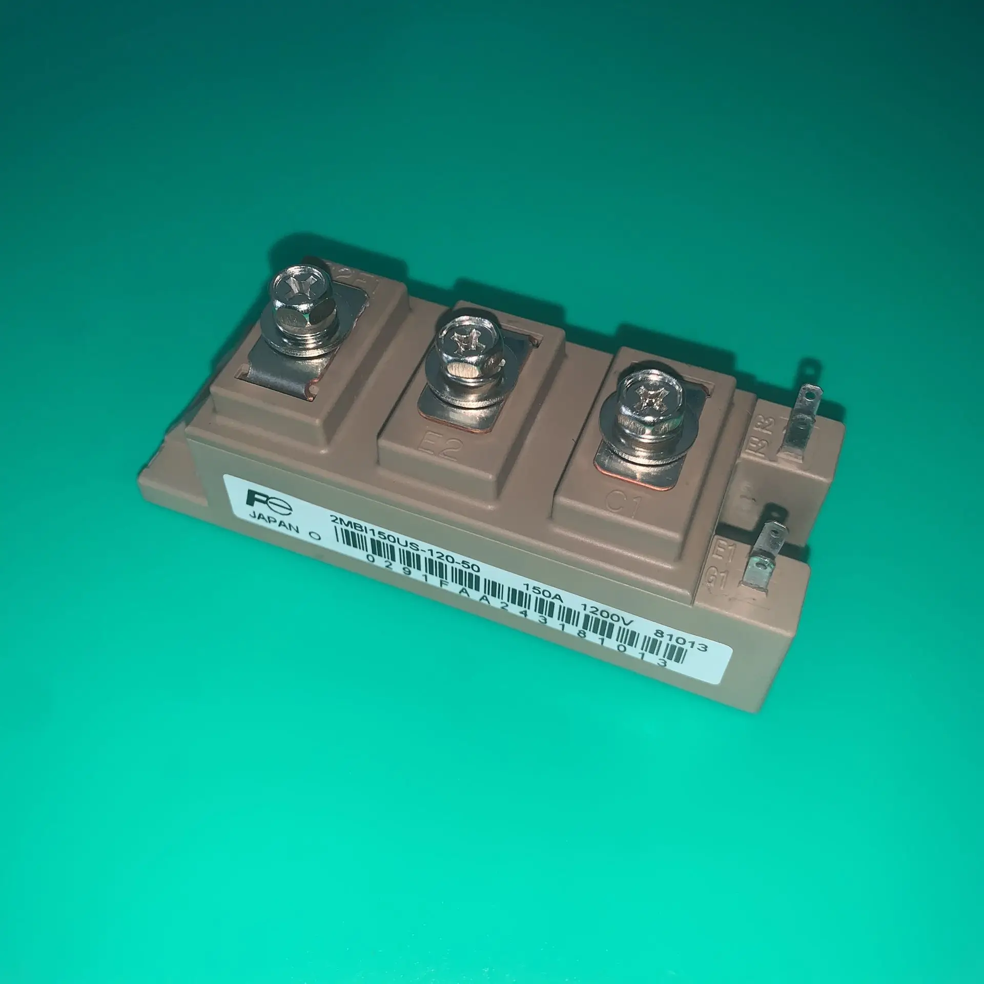 

2MBI150US-120-50 150A 1200V модуль IGBT 2MBI150US-12050 2MBI150US120 150US-120-50