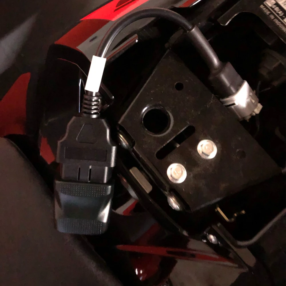 OBD2 Diagnosekabel,6-polig auf 16-poliges Diagnosekabeladapter, OBDII-Adapterkabel für Supersport 950 6 Pin Stecker auf 16 Buchse, Adapter Ersatz Scrambler(Metall Gummi