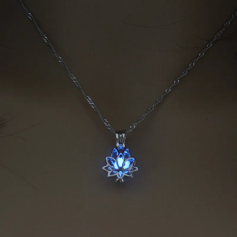 3 цвета светящийся в темноте Лотос подвеска в форме цветка ожерелье Очаровательная цепочка изысканное ожерелье светящиеся вечерние ювелирные изделия для женщин
