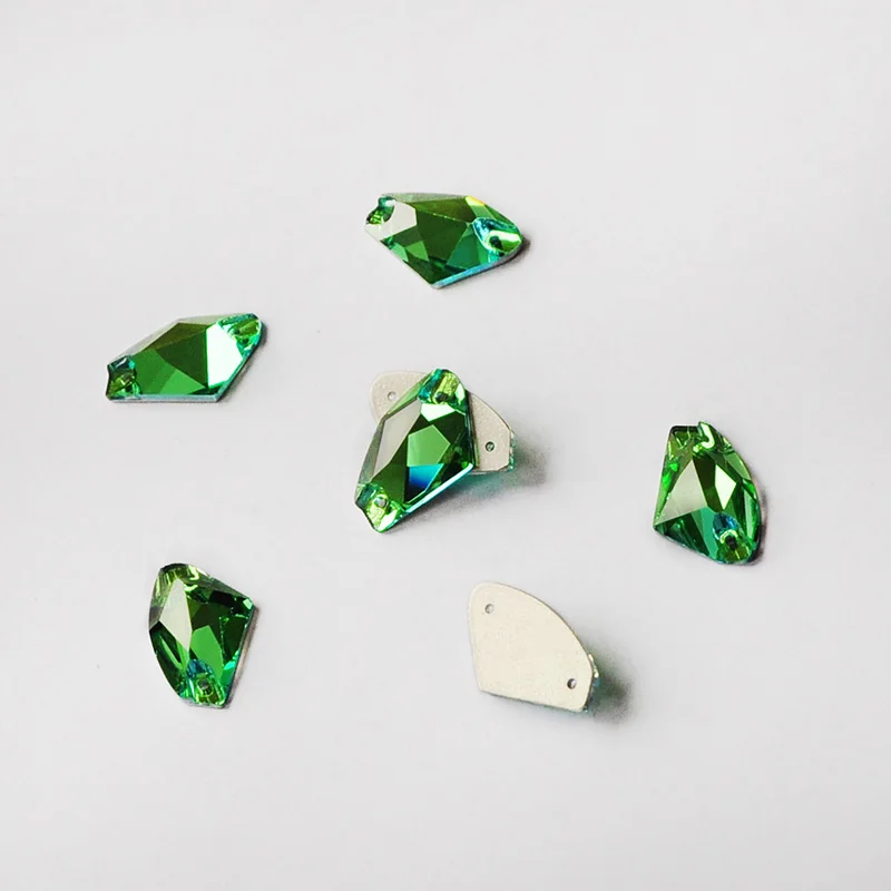 Peridot Галактические стеклянные стразы кристаллический элемент AB фуксия изумруд пришивные стразы блестящие стразы для украшения для одежды украшения - Цвет: Peridot