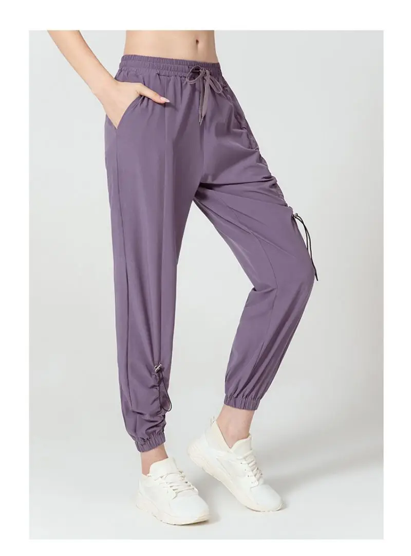 loose leggings with pockets