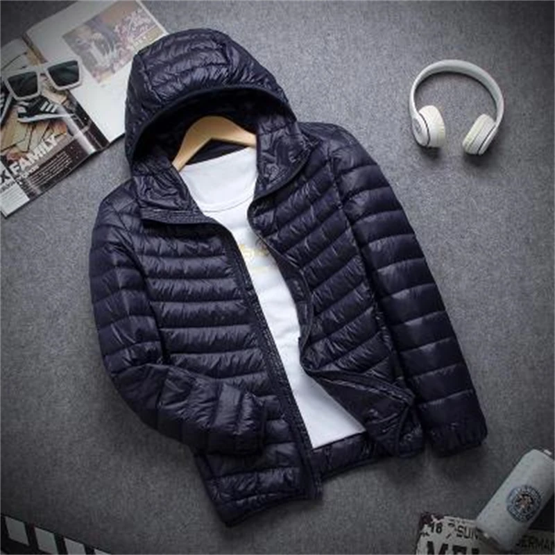 BOLUBAO Mens All-Season Ultra Lightweight Packable Zipper Jacket Water Wind-Resistant Breathable Coat Big Size Men Hooded Jacket