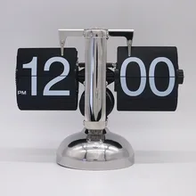 Часы с выгравированным автоматическим поворотом страниц, классические ретро-часы с одной ножкой для гостиной Часы с выгравированным автоматическим поворотом страниц, классические ретро-часы с одной ножкой для гостиной