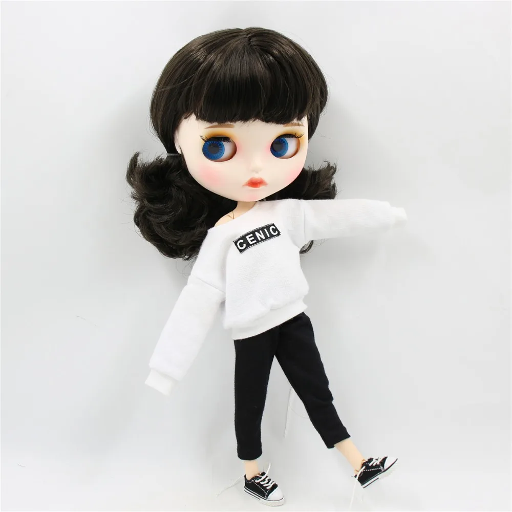 Neo Blythe Doll Oversized Shirt with Black Pants 4