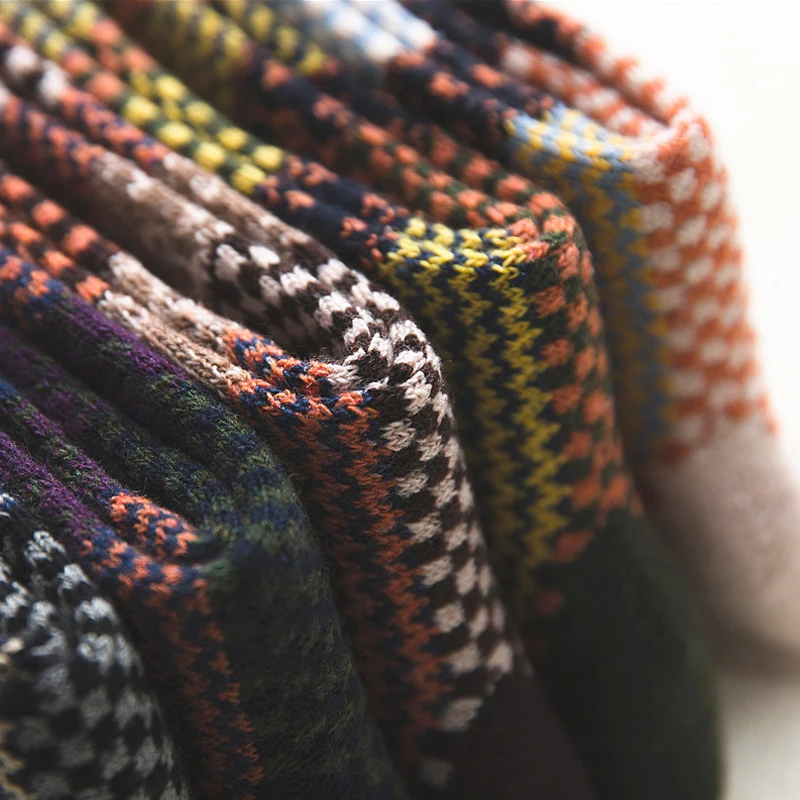 5HSS Brand Business Man Wool 5 Pairs / Lot Thicken Men's Socks Cotton Warm Retro National Style Small Square For Snow_voghion.com