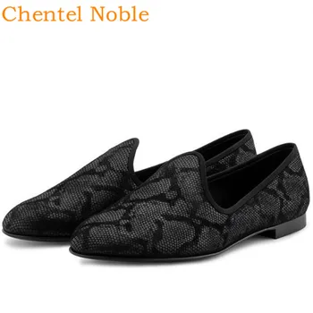 

Newest Chentel Gentleman Black Snakeskin Pattern Hollow Fashion Mens Dress Shoes Handsome Flats Bottom Casual Mens Shoes Party