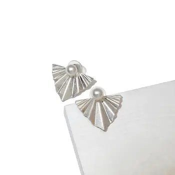 

AENSOA 2020 Fashion Personality Small Fan Leaf Metal Drop Earrings for Women Korea Cute Leaves Shape Statement Earrings Earring