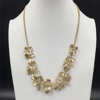

Gorgeous Gold Color Plating Flower Linked Pendant Statement Necklace For Women Elegant Pretty Lovely Party Decoration Jewelry