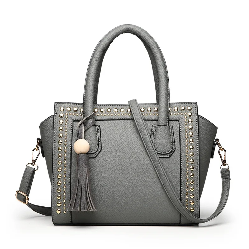 

2019 New Style Summer New Style Hand Tassels WOMEN'S Bag Europe And America Fashion Rivet Shoulder Diagonal Bag