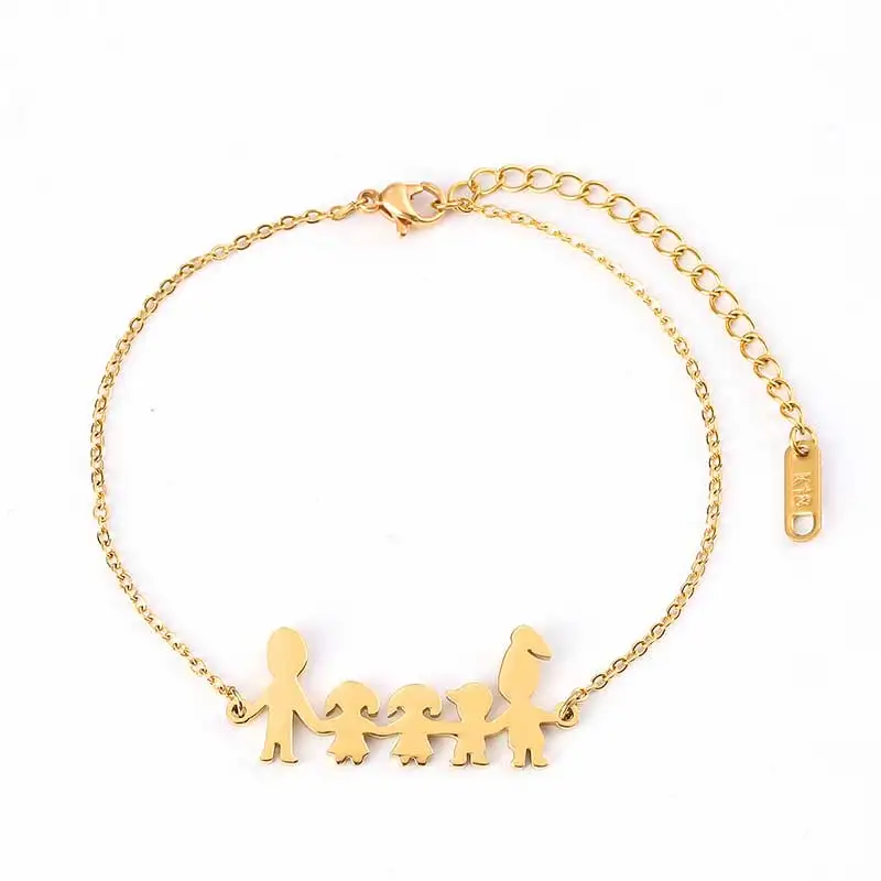 

Name Custom Bracelet Father Mother Girl Boy Family Charm Women Jewelry Personalized Engraved Love Letter Customized Gift