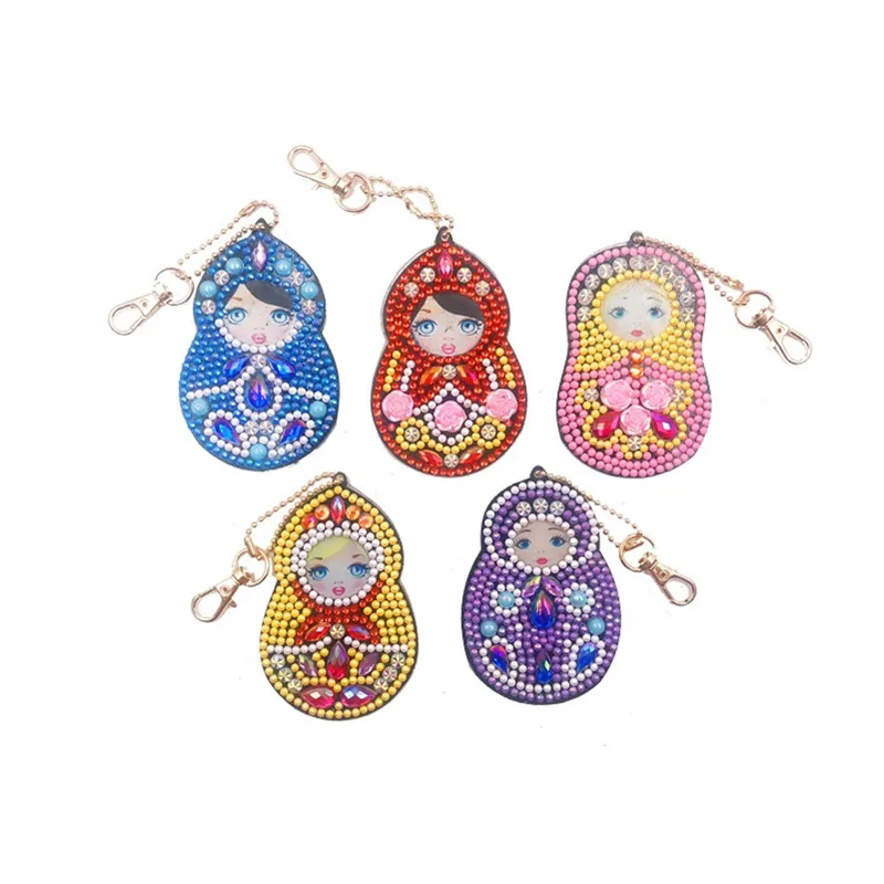 

HeeBenor Factory Store 5pcs Russian Doll Pattern Diamond Keychain Bag Pendant Ornament Gift Diamond Painting Cross Stitch DS011
