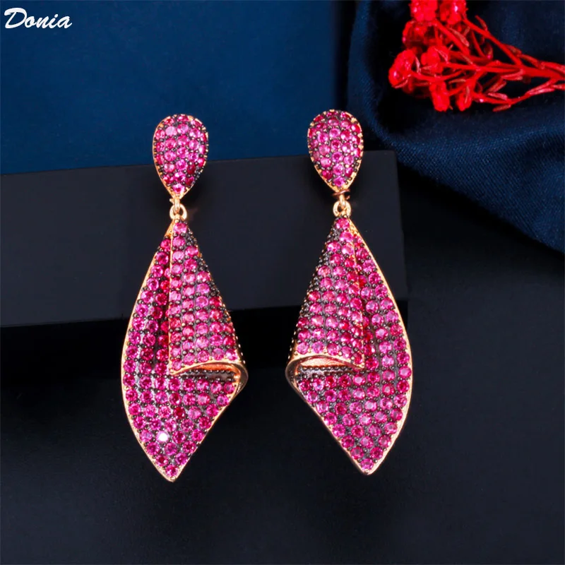 

Donia jewelry European and American micro-inlaid AAA zircon geometric petal earrings elegant temperament earrings