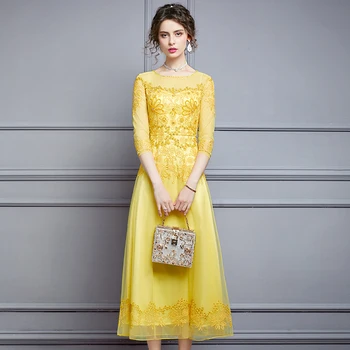 

plus size Women luxury heavy floral embroidery dress new 2020 summer diamonds beading mesh long dresses pink gold beige