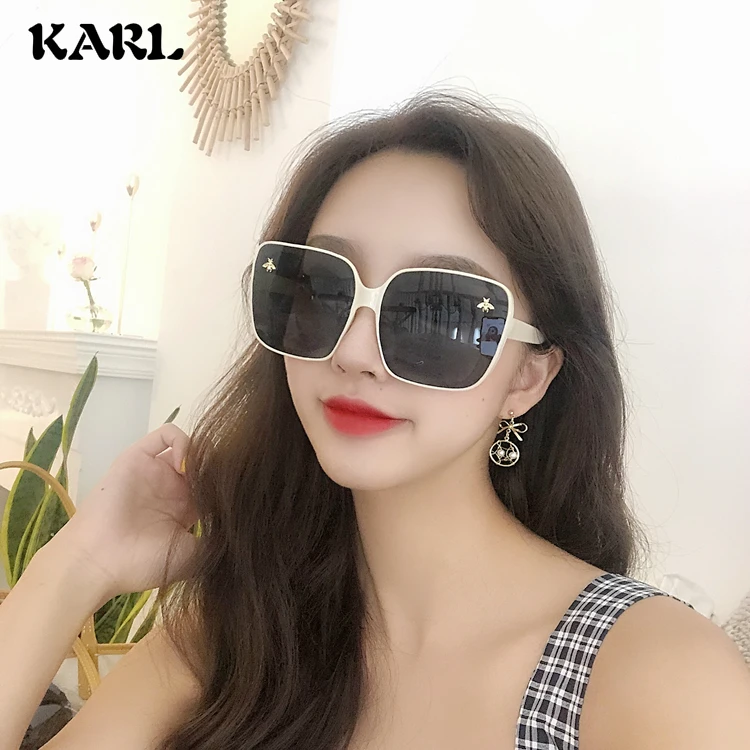 KARL Роскошные брендовые дизайнерские негабаритные солнцезащитные очки для женщин маленькая Пчелка солнцезащитные очки Дамская мода сексуальные Квадратные Солнцезащитные очки Оттенки UV400