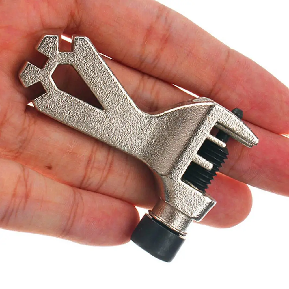 Bicycle Chain Breaker For Mountain Cycling Steel Mini Chain Breaker Set Spoke Wrench Cut Chain Splitter Bicycle Repair Tool