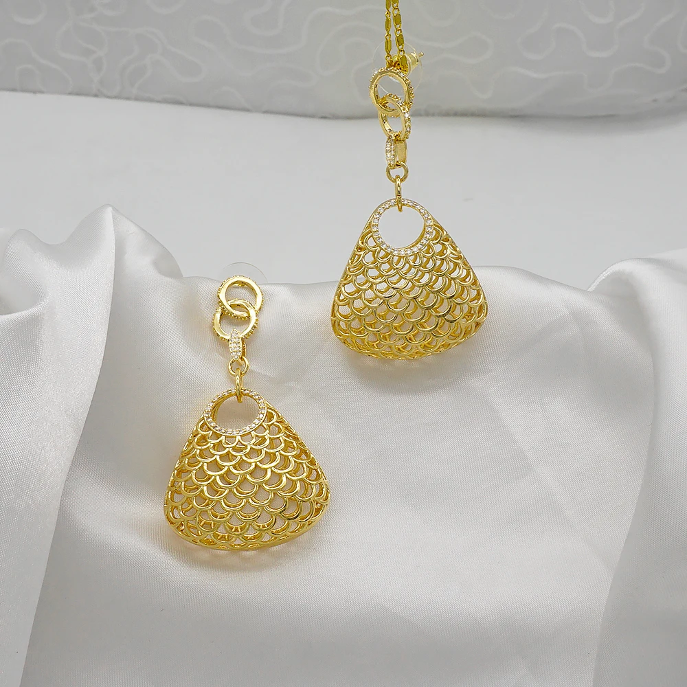 2021 Creative Irregular Hollow Earrings Dangle Earings For Women Gold Color Metal Stereoscopic Exaggerated Drop Earring