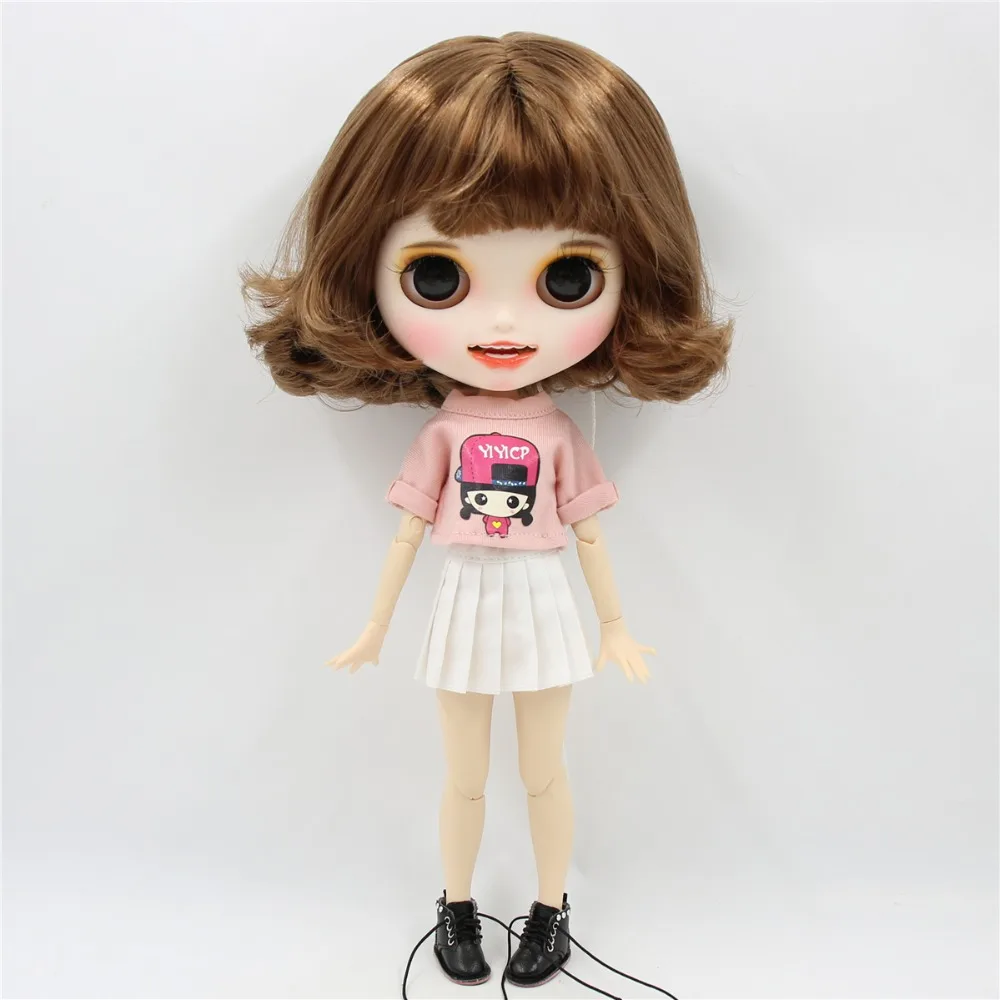 Neo Blythe Doll Pink Shirt With White Skirt 1