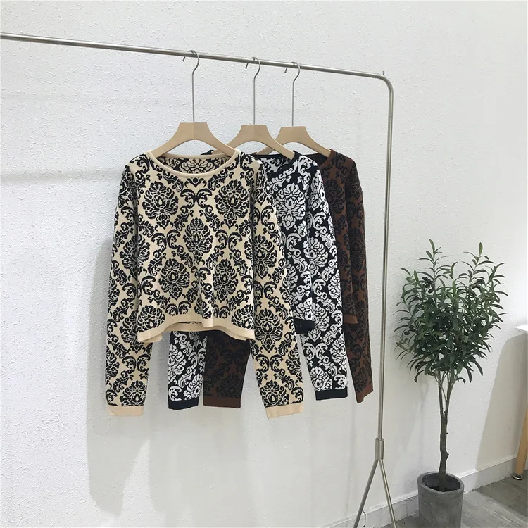 12752806218_421263737