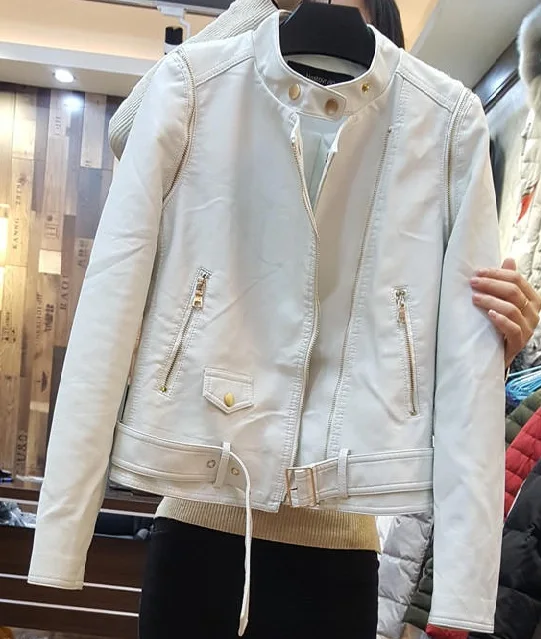 

Модная бесплатная доставка, брендовая куртка из искусственной кожи. Качественная женская кожаная куртка. Рукава съемные. Распродажа байкерских курток на молнии, стиль