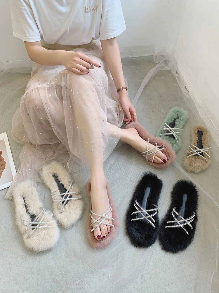 

Koovan Women's Fur Slippers 2019 New Women Wear Fashion Rhinestones Women Flat With Rabbit Hair Toe Sandals And Slippers