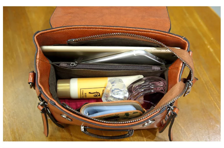 iqh Quality Womens Soft Oil Leather Handbags Female Vintage Crossbody bags for Women 2019 Black Tassel Shoulder Tote Lady Purse (11)