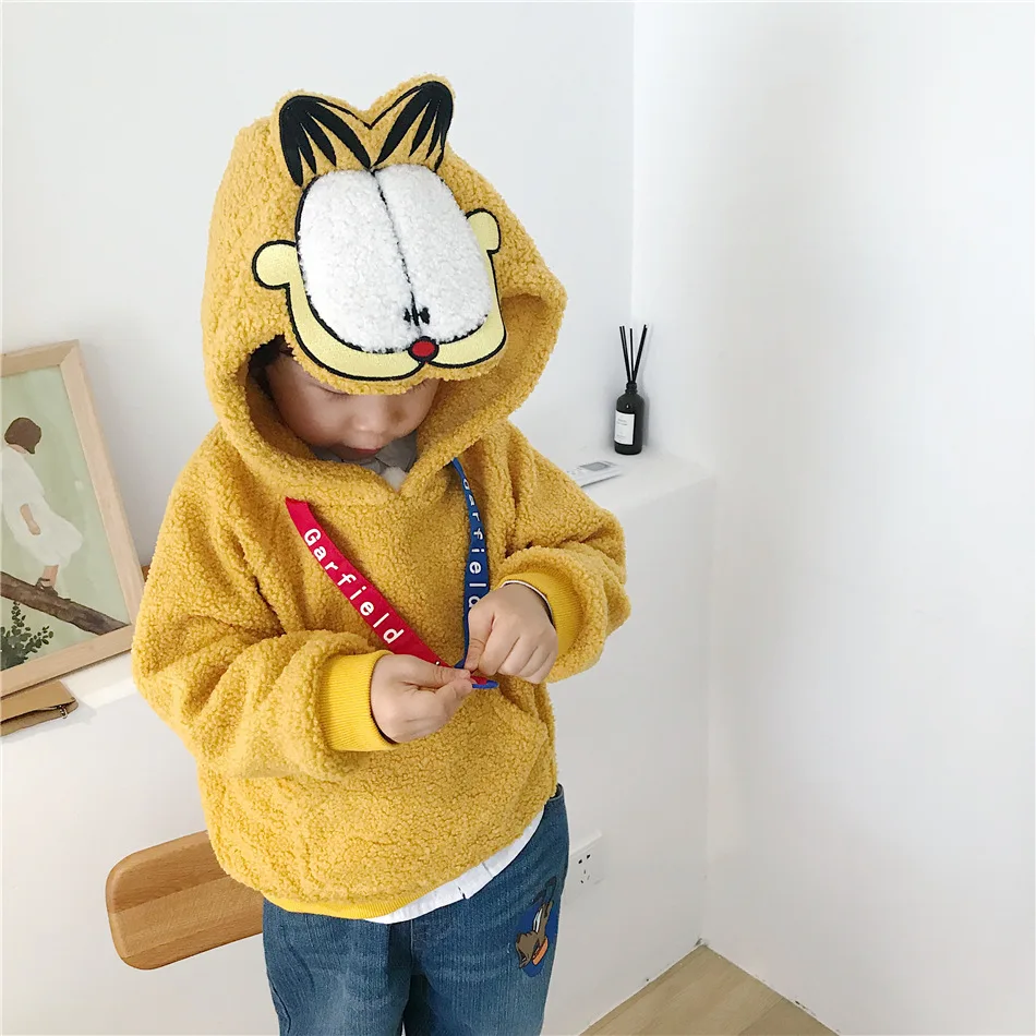 Ceny Tonytaobaby jesienne i zimowe ubrania w nowym stylu Baby Boy and Girl Cute Cartoon aksamitne bluzy dziecięce ubrania dla dziewczynek