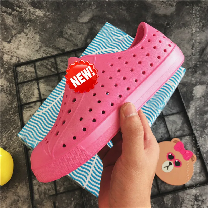 Sapatas da Geléia de Verão Nova Crianças Croc Sapatos Scarpe Nativ Jardim Boys & Girls Praia Oco Pvc Mulas Tamancos 2020 31 Mules e Tamancos