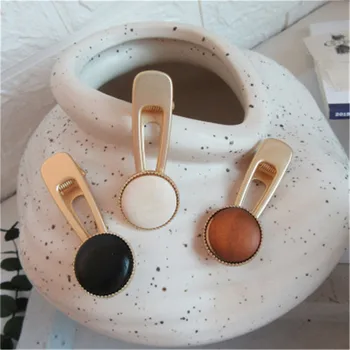 

Korean Metal Frosted Fashionable Wooden Hairpin Retro Wild Bangs Clip Duckbill Clip Word Clip